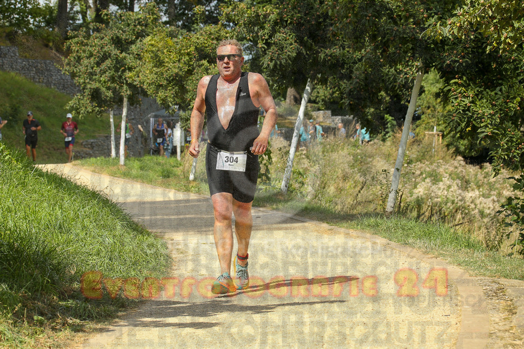 250824_1331_EX1_2673 | Sportfotografie im Rhein-Sieg Kreis, Köln, Bonn, NRW, Rheinland Pfalz, Hessen, etc. Unser Tätigkeitsfeld umfasst den Laufsport vom Volkslauf über den Marathon, Duathlon, Triathon bis zum Ultralauf wie Kölnpfad Ultra oder Schindertrail.