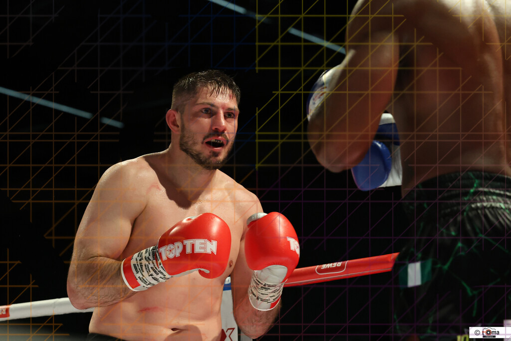 Akingbade vs Braun 25.04.2026 tomafocus Tb00119 | professionelle Sport- und Eventfotografie von Tomafocus – dynamische Bilder, emotionale Momente und hochwertige Aufnahmen für jeden Anlass. - Realisiert mit Pictrs.com