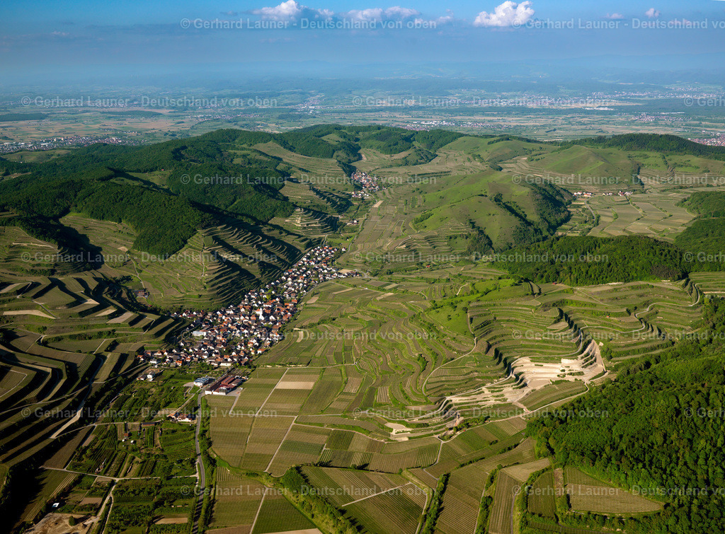 3096059 | Blick über den Kaiserstuhl bei Oberbergen in Richtung Nordosten