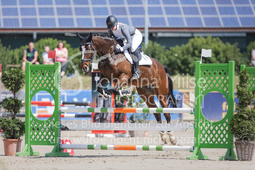 220612_LüPfSpTa_Stil-A2-331 | Lützower Pferdesporttage
Stilspringprüfung Kl.A** geschlossen
12.06.2022