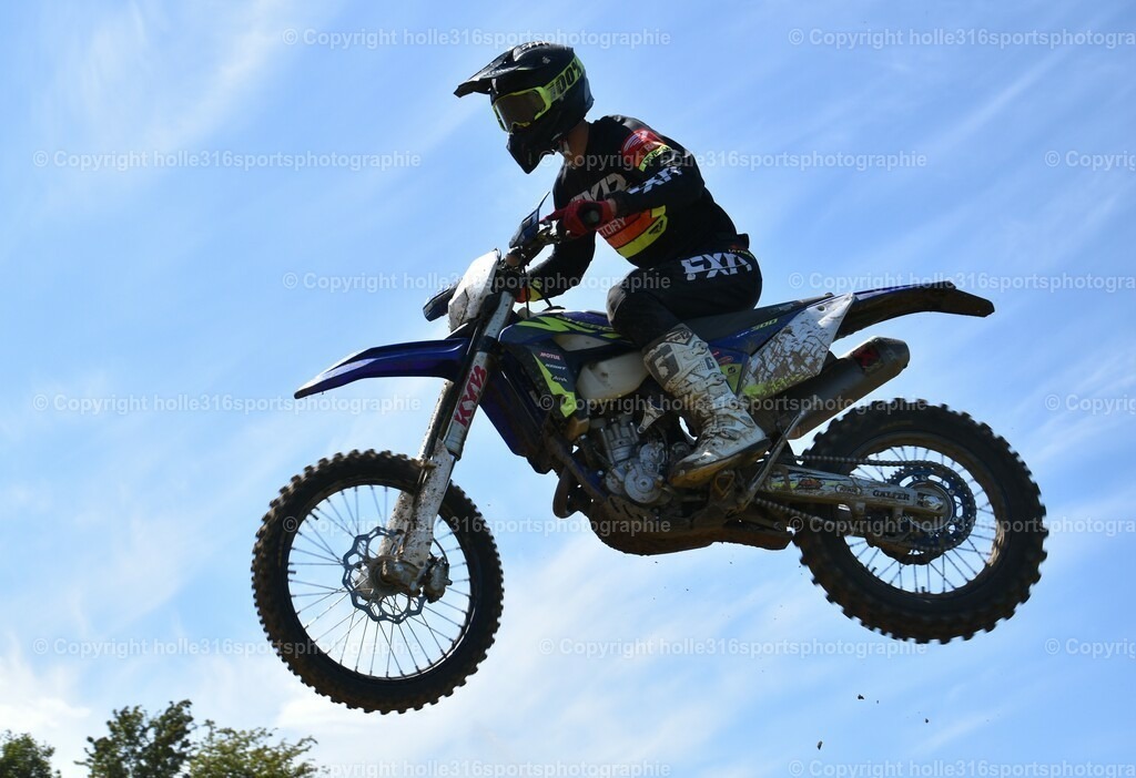 DSC_0132 (2) | Sportfotografie , Motorsport, Motoross, Reitsport, Mointainbike, Enduro,
Landschaft , Outdoor, Eventfotografie, Landschaft, Bilder online bestellen - Realisiert mit Pictrs.com