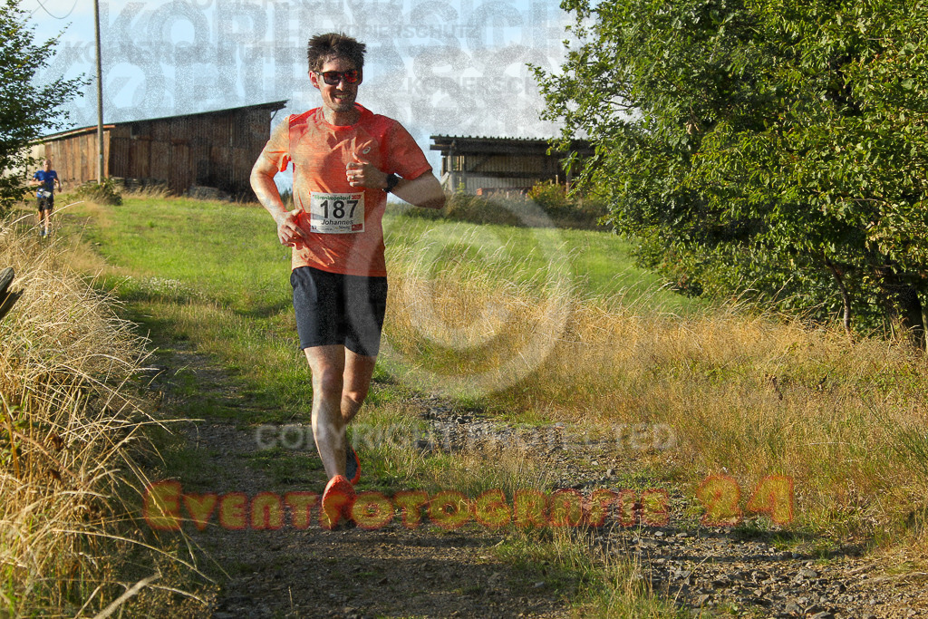 250801_1911_EV4_8237 | Sportfotografie im Rhein-Sieg Kreis, Köln, Bonn, NRW, Rheinland Pfalz, Hessen, etc. Unser Tätigkeitsfeld umfasst den Laufsport vom Volkslauf über den Marathon, Duathlon, Triathon bis zum Ultralauf wie Kölnpfad Ultra oder Schindertrail.