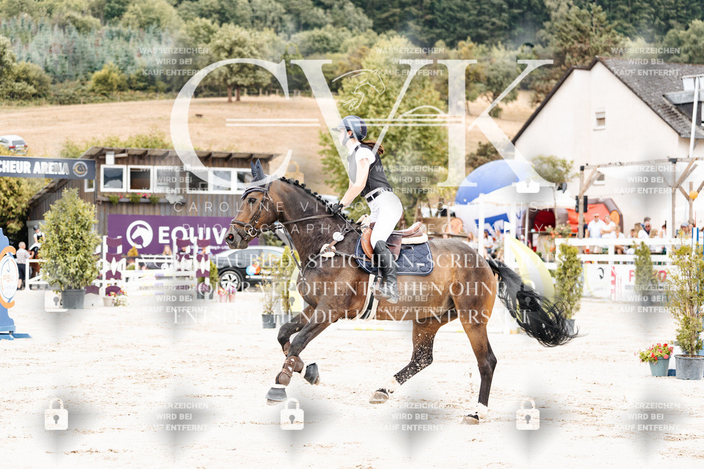 CK907948 | Turnierfotografie Pferdefotografie Trier Rheinland-Pfalz Pferdesport Reitsport Tierfotografie Sportfotografie Pferdevideo Pferdevideografie Equestrianvideography equestrianphotography  - Realisiert mit Pictrs.com