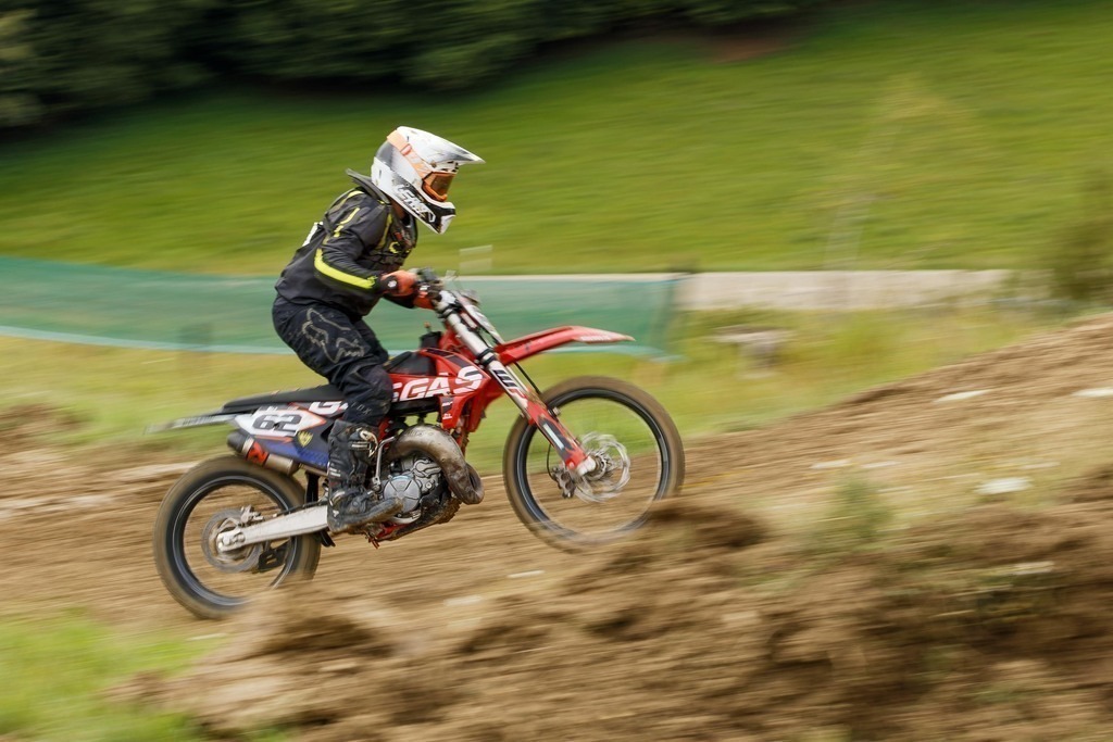 Motocross_Gerstetten_250802_6385 | Fotopresso – Sportfotografie in Heidenheim & Umgebung. Professionelle Sportfotografie für unvergessliche Momente. Dynamische Action-Shots, emotionale Szenen & hochwertige Bilder. - Realisiert mit Pictrs.com