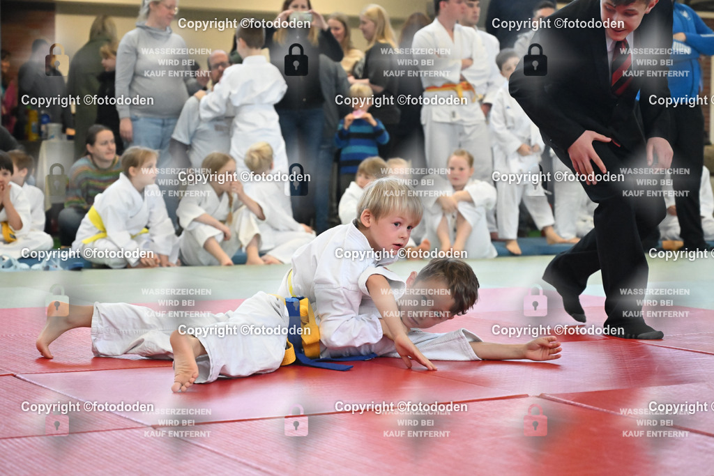 DSC_3154 | Kilian Jürgens / TuS Reepsholt (oben) gegen Oskar Haack /  TuS Reepsholt