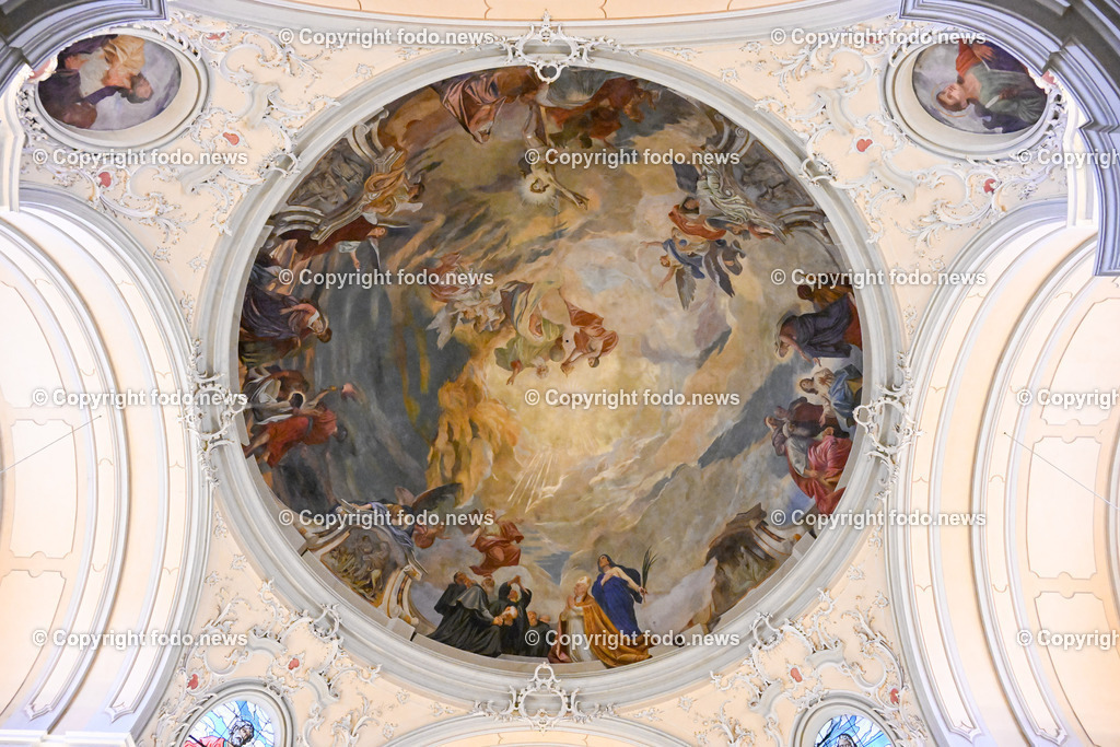 Pöstlingberg_ Pöstlingbergkirche_ Wallfahrtsbasilika_ Wahrzeichen_ Linz_ 03.04.2023-12 | 03.04.2023, Pöstlingberg, AUT, Pöstlingberg, Pöstlingbergkirche, Wallfahrtsbasilika, Wahrzeichen, Linz, im Bild Deckenmalerei