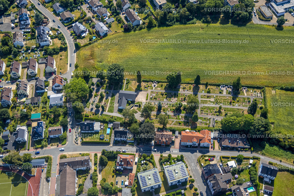 Sprockhoevel220808153 | Luftbild, Evang. Friedhof, Niedersprockhövel, Sprockhövel, Ruhrgebiet, Nordrhein-Westfalen, Deutschland