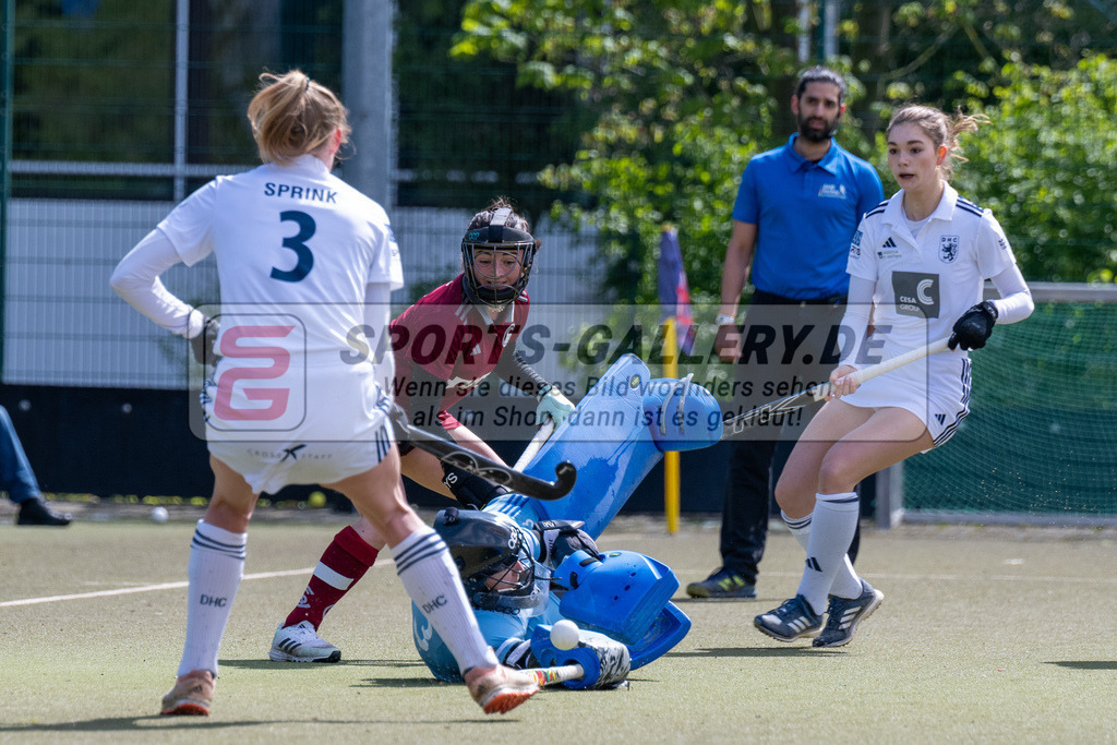 SFE_20240421_0094 | Düsseldorf, Deutschland, 21.04.2024: Annika Marie Sprink (Düsseldorfer HC) in Aktion waehrend des Spiels der Feldhockey 1. Bundesliga Damen zwischen Düsseldorfer HC - Münchener SC im Düsseldorfer Hockeyclub 1905 e.V. am 21.04.2024 in Düsseldorf, Deutschland. (Foto von Stephan Fehrmann)

Düsseldorf, Germany, 21.04.2024: Annika Marie Sprink (Düsseldorfer HC) in action during the game of Feldhockey 1. Bundesliga Damen between Düsseldorfer HC - Münchener SC in Düsseldorfer Hockeyclub 1905 e.V. at 21.04.2024 in Düsseldorf, Deutschland. (Foto from Stephan Fehrmann)