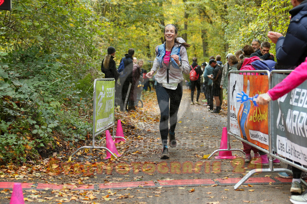 251026_1259_EX1_2140 | Sportfotografie im Rhein-Sieg Kreis, Köln, Bonn, NRW, Rheinland Pfalz, Hessen, etc. Unser Tätigkeitsfeld umfasst den Laufsport vom Volkslauf über den Marathon, Duathlon, Triathon bis zum Ultralauf wie Kölnpfad Ultra oder Schindertrail.