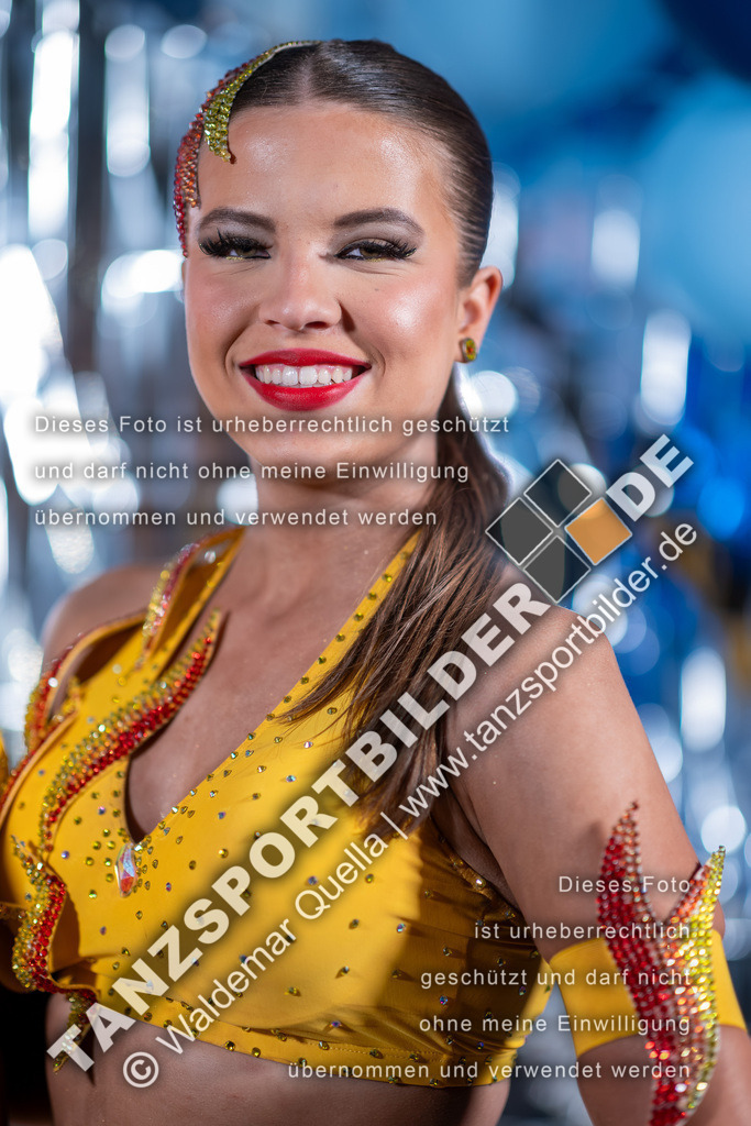 20260322-13435 | Hier finden Sie Tanz Bilder vom Latein und Standard Formationen tanzen. Sportbilder vom Tanzsport. Schöne Fotos und von Weltmeisterschaft, Europameisterschaft, Bundesliga, Regionalliga, Oberliga und Landesliga sowie von GOC Stuttgart, DanceComp, WM Bremen