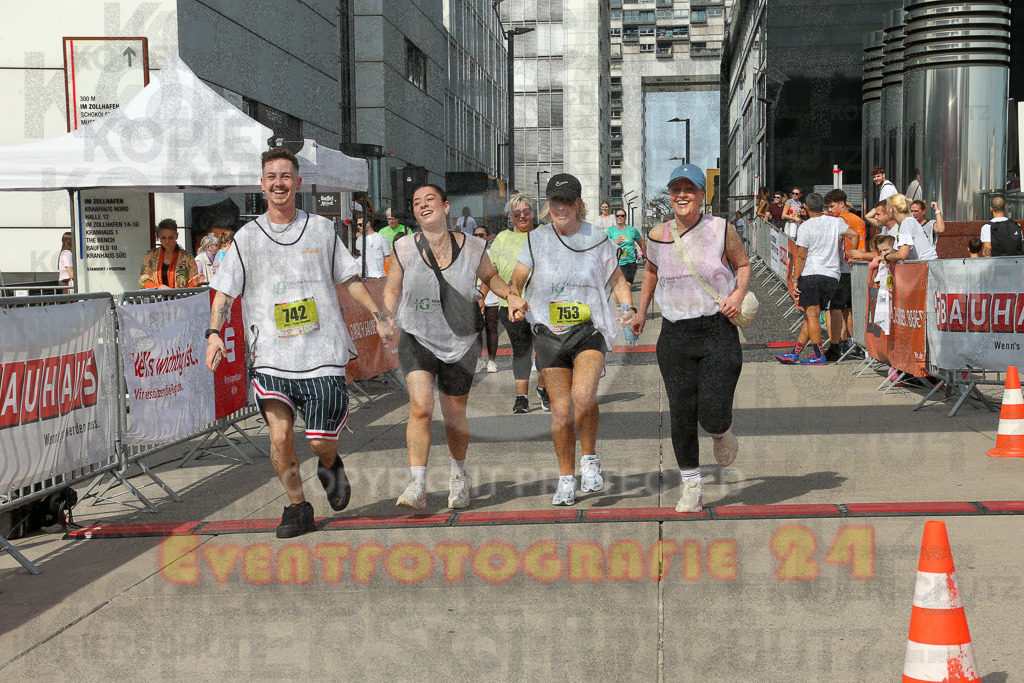 250920_1354_EX1_7054 | Sportfotografie im Rhein-Sieg Kreis, Köln, Bonn, NRW, Rheinland Pfalz, Hessen, etc. Unser Tätigkeitsfeld umfasst den Laufsport vom Volkslauf über den Marathon, Duathlon, Triathon bis zum Ultralauf wie Kölnpfad Ultra oder Schindertrail.