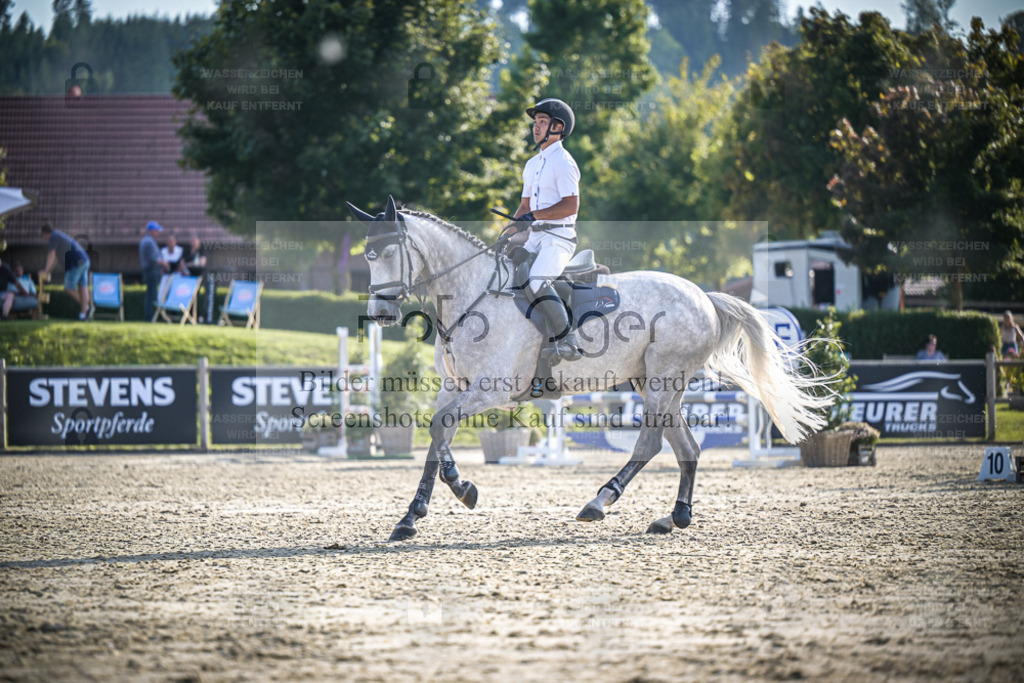 DOS_1503 | Entdecke hochwertige Reitturnierfotos von Foto Oger. Professionell, emotional und authentisch – jetzt Lieblingsmomente im Shop bestellen. - Realisiert mit Pictrs.com