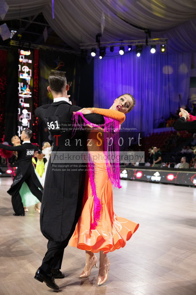 IMG_7681 | Tanzsportbilder, Standardtanz, Lateintanz, WDSF, DTV, LTVB, dancecomp, goc, hessen tanzt, blaues band der spree, walzer, tango, wiener walzer, slowfox, quickstepp, samba, rumba, cha-cha-cha, paso doble. jive, hd-kroft photography, turniertanzsport