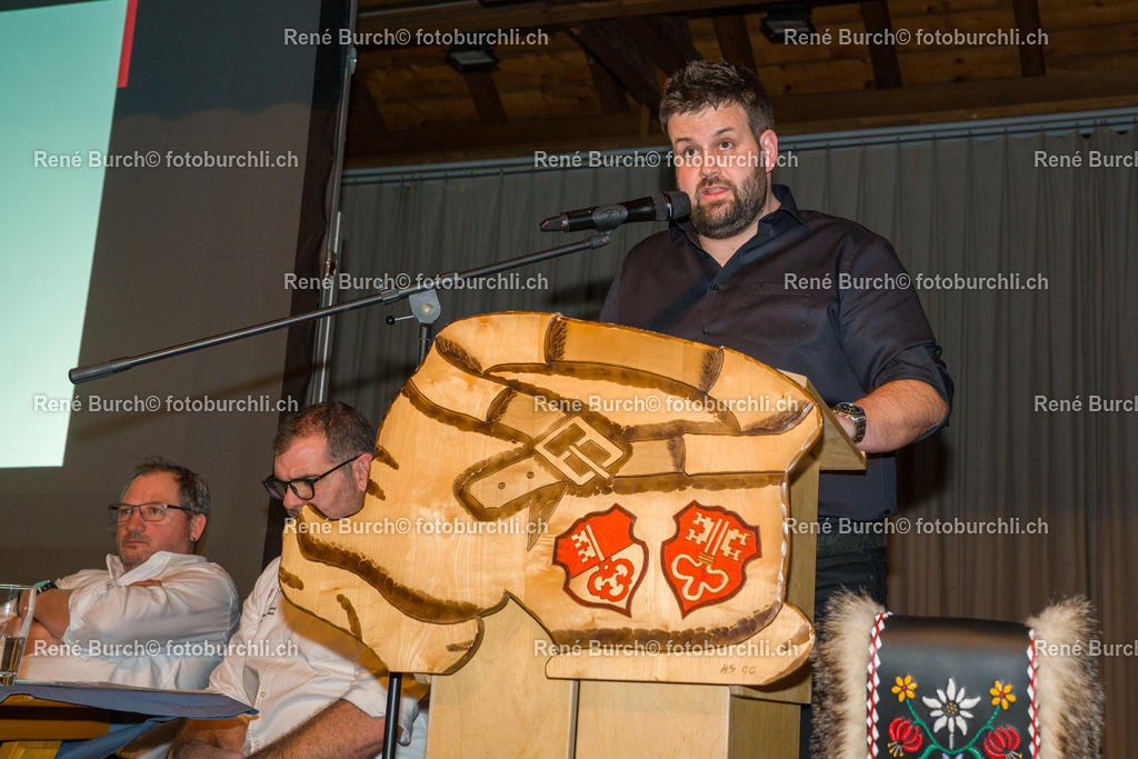 BUR09621 | René Burch leidenschaftlicher Fotograf aus Kerns in Obwalden.  Hier finden sie Sport, Landschaft und Natur Fotografie.
 - Realisiert mit Pictrs.com