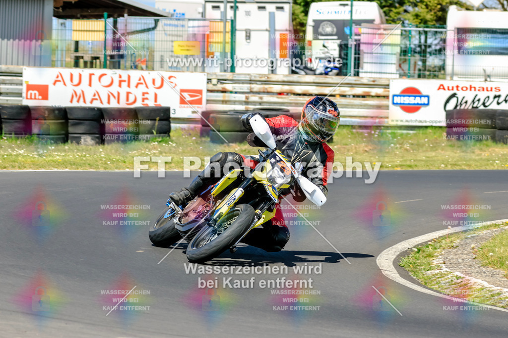 _OTO2281 | Hier findet Ihr Bilder von Touristenfahrten auf der Nürburgring Nordschleife oder von anderen Veranstaltungen die ich besucht habe. Viel Spass beim Durch Schauen 