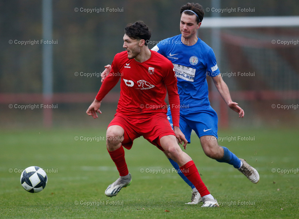 A_LUI_08112025_15 | SPORT FUSSBALL LT1 OOE LIGA ASKOE OEDT 1B-UNION ST.MARTIN/MUEHLKREIS 08.11.2025 IM BILD: FINN RUDLE (OEDT1B) UND JAKOB FUERUTER (ST.MARTIN)FOTO:FOTLUI