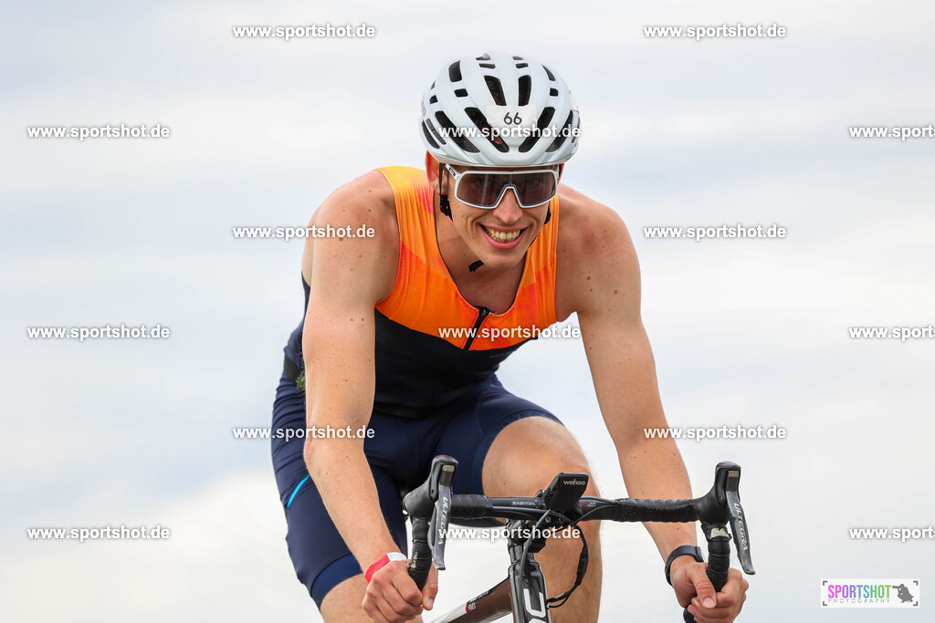 BR8A5942 | Stadttriathlon Erding 2025. #yourpictrs #sportshot_your_pictrs @Sportshotphotography #stadttriathlonerding Copyright: www.sportshot.de