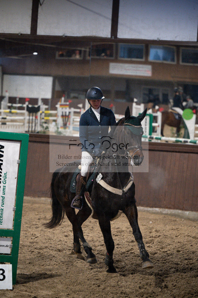 Hallenreittunier Voxtrup 2023 | Entdecke hochwertige Reitturnierfotos von Foto Oger. Professionell, emotional und authentisch – jetzt Lieblingsmomente im Shop bestellen.Deutschlandweite Turnierfotografie. - Realisiert mit Pictrs.com
