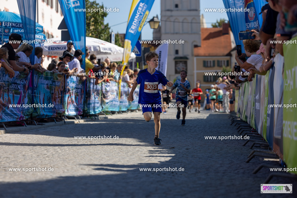 VJ__3207 | Stadtlauf Erding 2025 #stadtlauferding #erdingstadtlauf #stadtlauf_erding #laufmotivation #trisporterding #yourpictrs #sportshot_your_pictrs