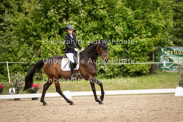 Bad_Meinberg_05421 | saradresslerfotografie - Realisiert mit Pictrs.com