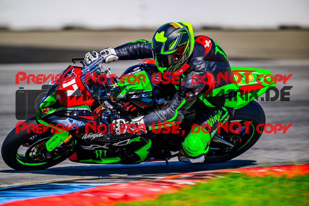 MaZZes_FotoMatrix_240520_6021986_0232 | WEISS