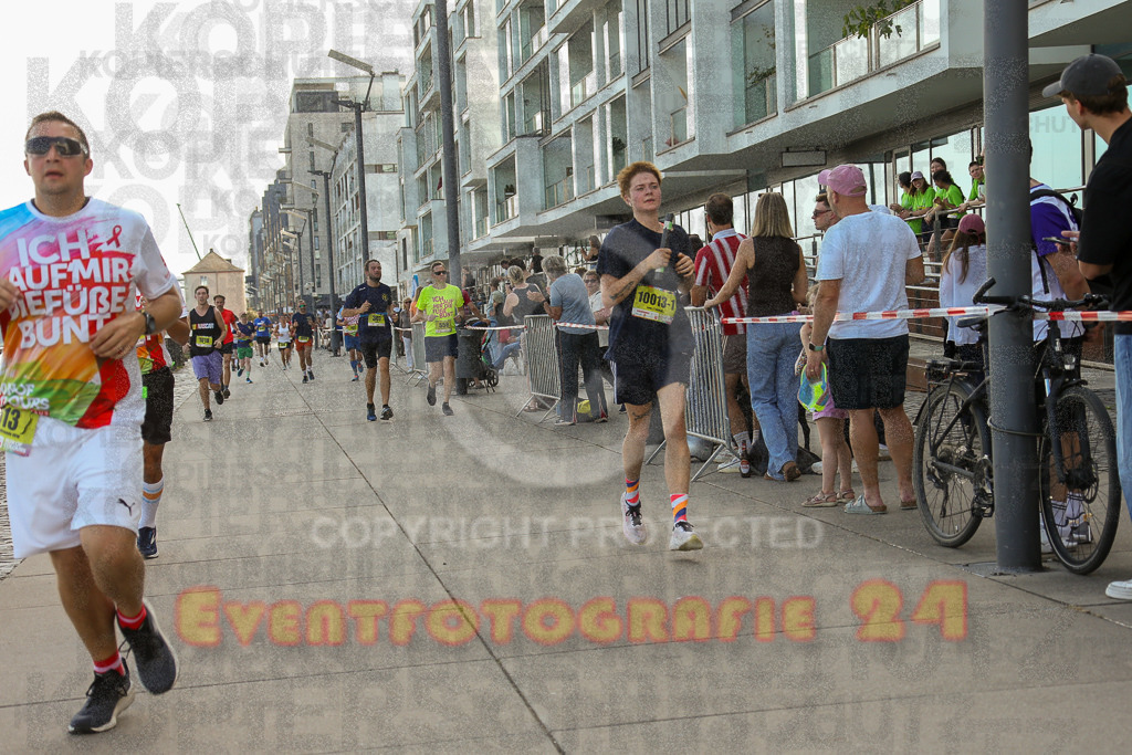 250920_1449_EX1_7742 | Sportfotografie im Rhein-Sieg Kreis, Köln, Bonn, NRW, Rheinland Pfalz, Hessen, etc. Unser Tätigkeitsfeld umfasst den Laufsport vom Volkslauf über den Marathon, Duathlon, Triathon bis zum Ultralauf wie Kölnpfad Ultra oder Schindertrail.