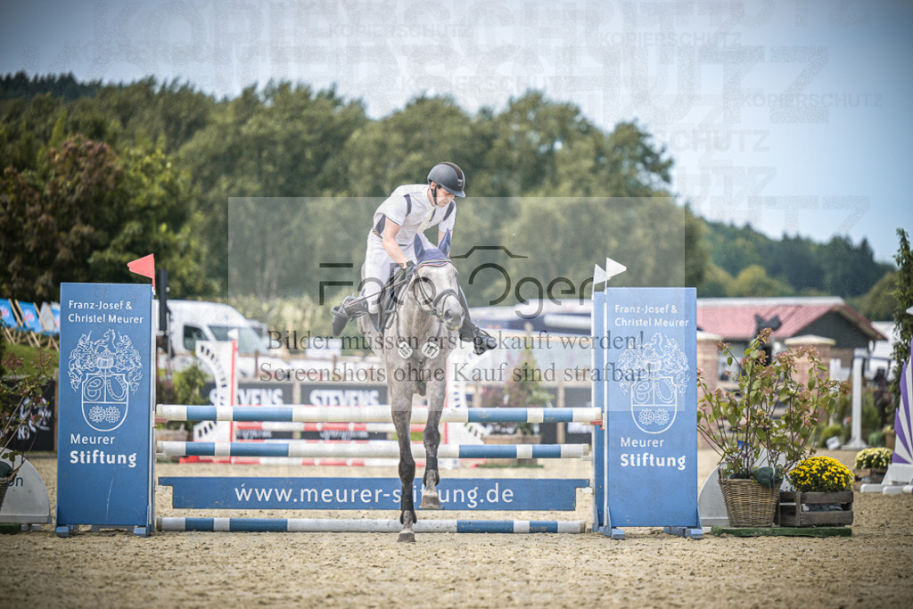 DOS_4751 | Entdecke hochwertige Reitturnierfotos von Foto Oger. Professionell, emotional und authentisch – jetzt Lieblingsmomente im Shop bestellen.Deutschlandweite Turnierfotografie. - Realisiert mit Pictrs.com