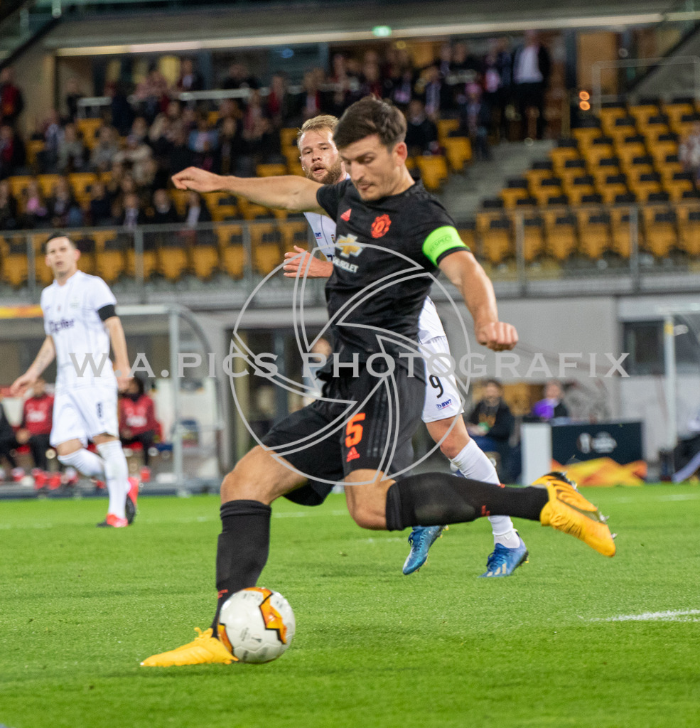 LASK Linz vs Manchester United | Linz, AUSTRIA 12.03.20 - SOCCER-EURO LEAGUE, LASK Linz vs Manchester United  Image shows: Harry Maguire (MANU)
Photo: Sportmediapics.com/ Andreas Willdoner