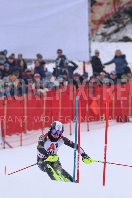 Audi FIS Ski World Cup: Men’s Slalom – Hahnenkamm Race, Kitzbuehel | Kitzbuehel, Austria, 25.Jan.26 - Alpine Skiing - FIS World Cup, Hahnenkamm Race, Slalom, men. The image shows POHJOLAINEN Jesper (FIN, Head).