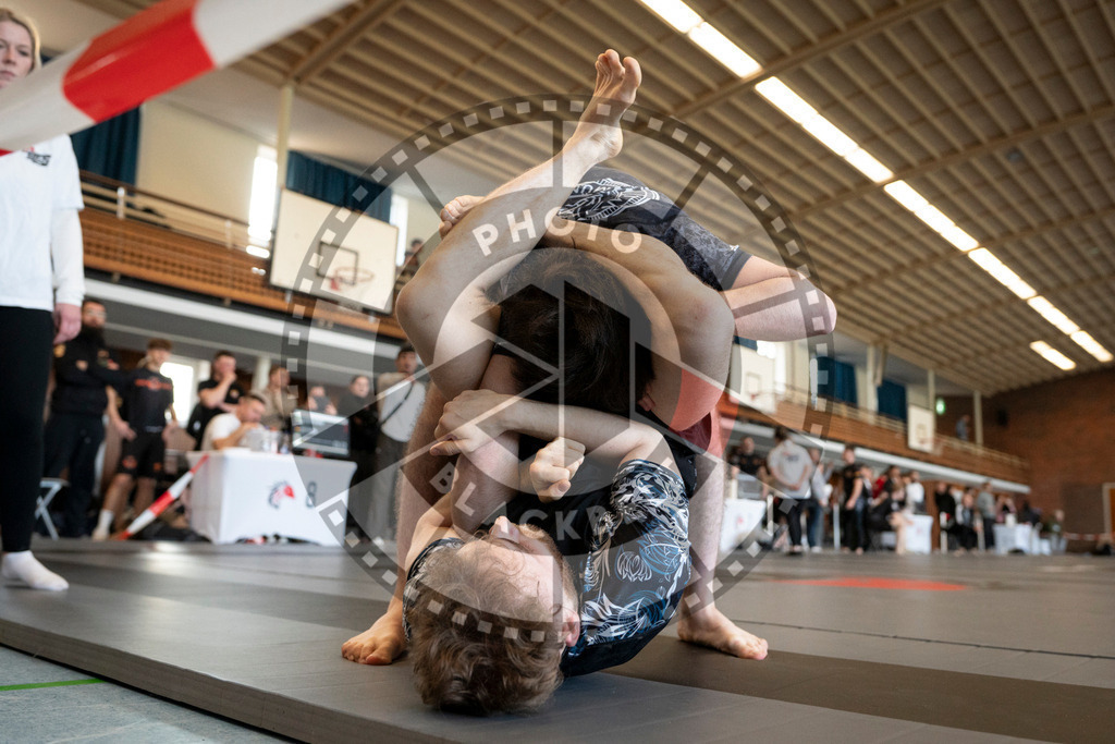 20240309PBB7426 | Fighters compete during the International Luta Livre (ILLCS) Spring Championship in Hannover, Germany, on March 9, 2024.
