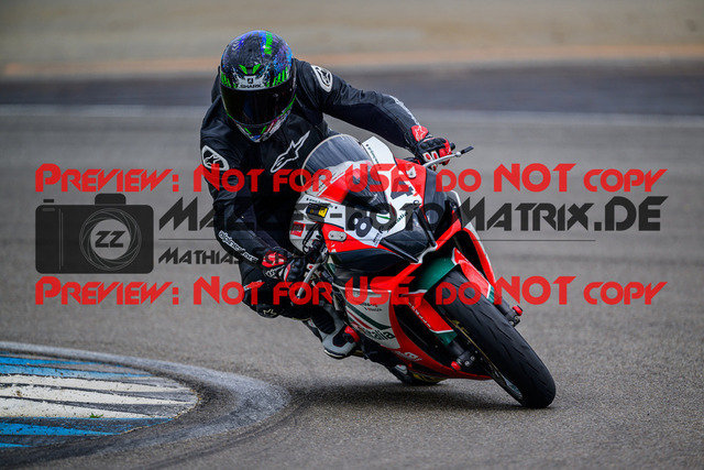 MaZZes_Fotomatrix_20250421_6007705_5269 | GELB