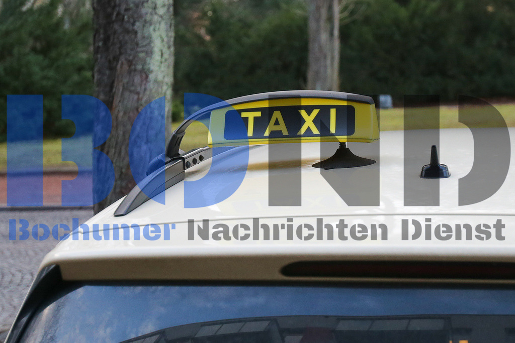  10.12.2020 - 
 | Sebastian Sendlak / Bochumer Nachrichtendienst (BOND) - Bochum Allgemein - Taxi - Realisiert mit Pictrs.com