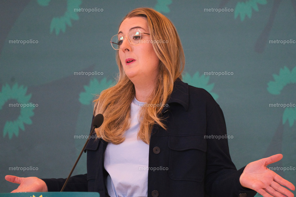 Katharina Dröge (17) | Metropolico