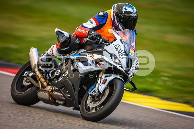 0974-240808_SR-021_974 | Deine Full-Service-Agentur für ✔️Videoproduktionen und ✔️Motorsportfotografie Jetzt Angebot anfragen!