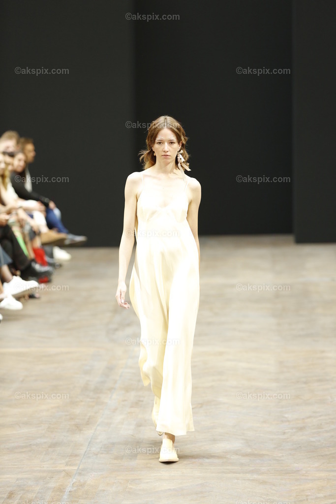 Bobkova auf der  MBFW Spring/Summer 2023 | Mercedes-Benz Fashion Week (MBFW)  Frühling / Sommer 2023 im Hotel Telegraphenamt Berlin in Berlin-Mitte. Die Kollektionen von Bobkova auf der MBFW Spring/Summer 2023. Das Bild zeigt Models mit der Kollektion von Bobkova.