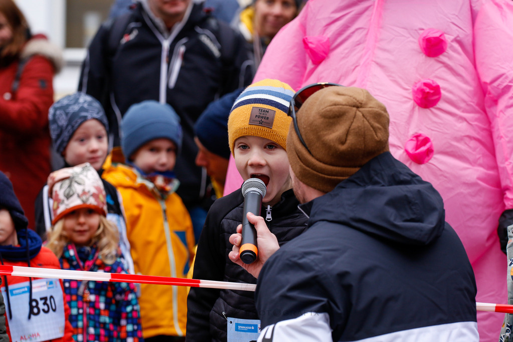 AW_20231231awmac6577 | WELS, 31.12.2023, Sparkasse Silvesterlauf Wels 2023 , Image shows: Photo: WAPICS / Andreas Willdoner