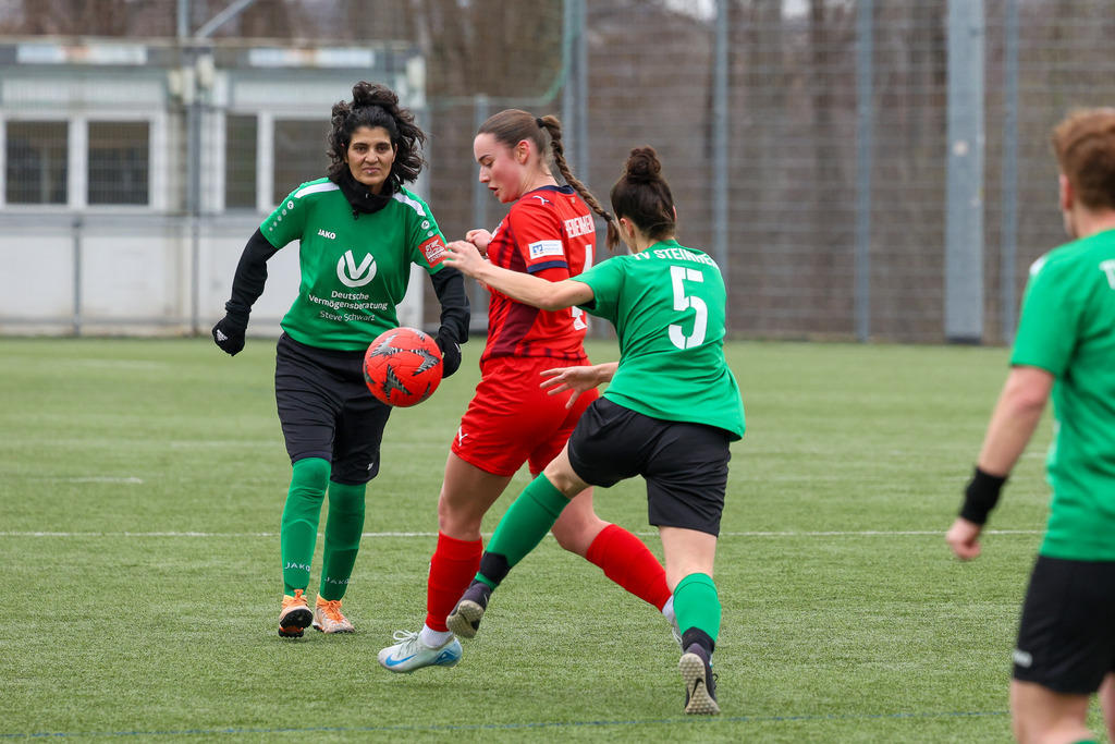 20260315-FCH-Steinheim_027 | 1.FC Heidenheim 1846 II vs. TV Steinheim, Fußball, Frauen, Bezirksliga, 2025/2026, 12. Spieltag, 15.03.2026 in Heidenheim, Kunstrasen b. Voith-Arena West(Foto: Michael Bulling) - Realisiert mit Pictrs.com