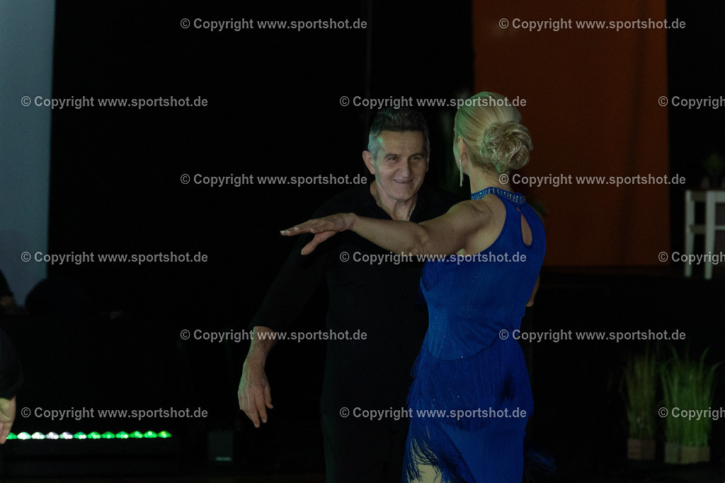 AR6_0248 | Rund um das Thema Sport-Event-Fotografie & individuelle Teilnehmerfotos. Jeder Teilnehmer wird fotografiert.