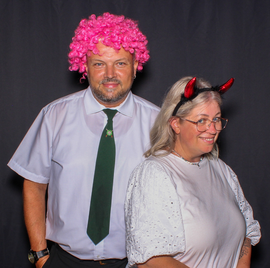 top-top.de-250628-088 | Foto, Video, Fotografie, Videografie, Fotobox, DJ, Discjockey, Musik, Musikbox, Veranstaltung, Photobooth, Amazon, Ebay, Buchtipp, Bestseller, Autor, Verlag, Buch, Wesel, Hamminkeln, NRW, Dinslaken, Rees, Drohne, Hochzeit, Party, Fotobox, Wesel, Fotograf