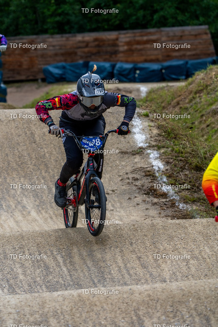 BayBMX2026-06783 | Fotogalerie von Thomas Dettweiler mit Eventbildern und lizenzfreien Fotos. Perfekt als Wandbild, für Büro, Website oder private Nutzung. - Realisiert mit Pictrs.com