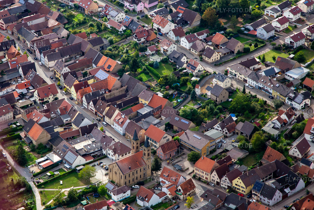 Luftbild:  in Zaisenhausen im Bundesland Baden-Württemberg in Deutschland. Foto: IMG_138701.jpg vom 16.09.2023 durch Werner Riehm/FLY-FOTO.deWWW.EVANG-KIRCHE-FLEHINGEN-ZAISENHAUSEN.DE