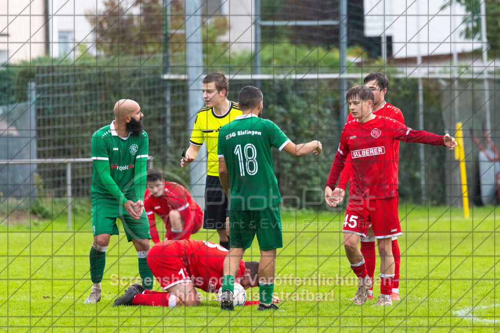 20261011_154207_0221_(c)_by_PhotoPeet | #,KSG Eislingen (grün) vs. 1.FC Donzdorf (rot), Fußball, Bezirksliga - Bezirk Neckar/Fils, 07. Spieltag, Saison 2026/2027, Rasensportplatz, Albstraße 69, 73054 Eislingen, 11.10.2026 - 15:00 Uhr,Foto: PhotoPeet / Sport- &amp; Eventfotografie / Peter Harich