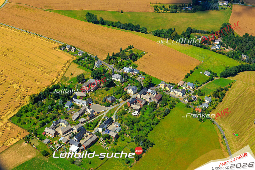 Die Luftaufnahme Caselwitz - Greiz wurde vom UL-Flugzeug (keine Drohne) aus fotografiert.Hohe Druck- Auflösung-die Geschenkidee!