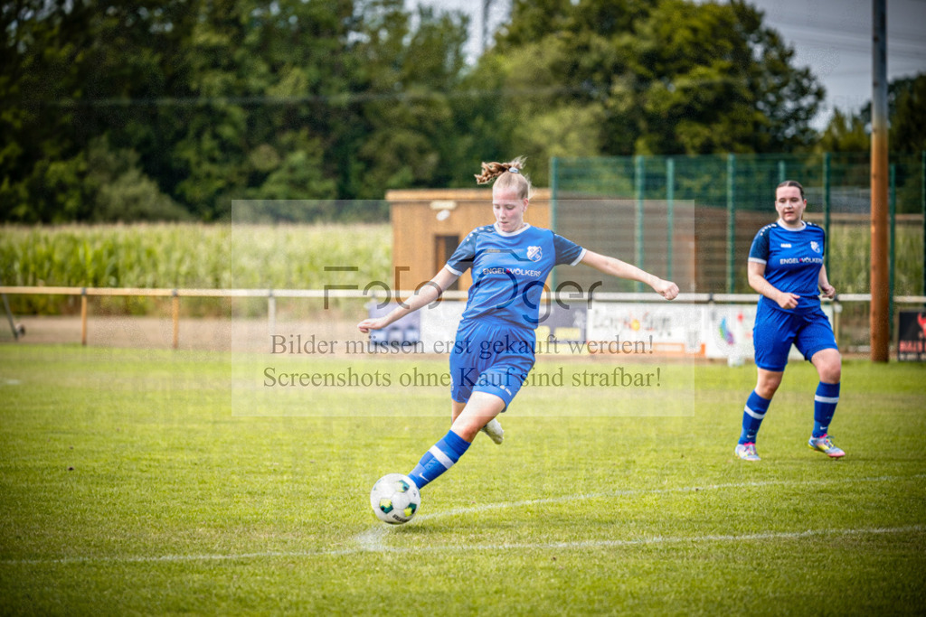 SG Bohmte/Ostercappeln/Schwagstorf - SV Harderberg - Frauen Bezirkpokal | Frauen Bezirkpokal · 1. Damen - 1. Damen · Sportplatz - Realisiert mit Pictrs.com