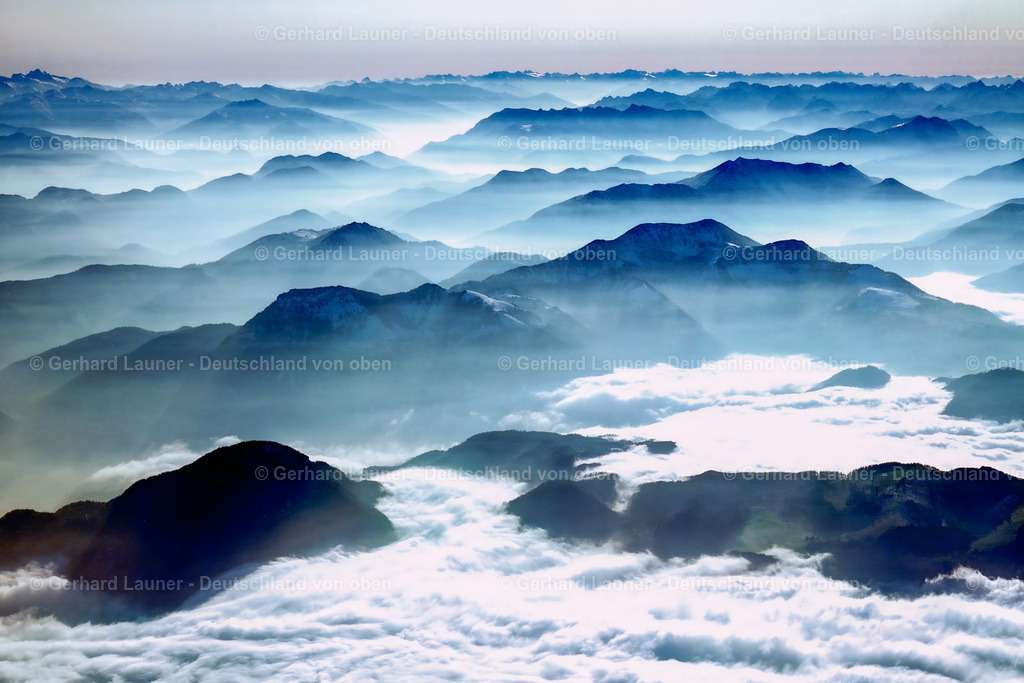 7000204 | Blick über die Bayerischen Alpen in Richtung Süden