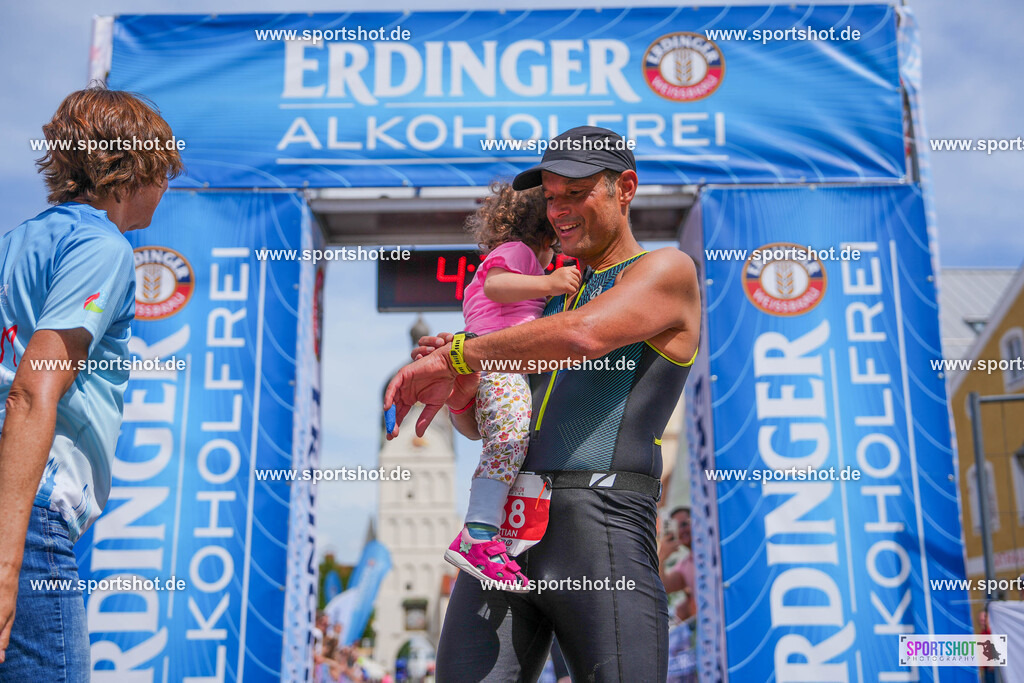 DSC05170 | Stadttriathlon Erding 2025. #yourpictrs #sportshot_your_pictrs @Sportshotphotography #stadttriathlonerding Copyright: www.sportshot.de