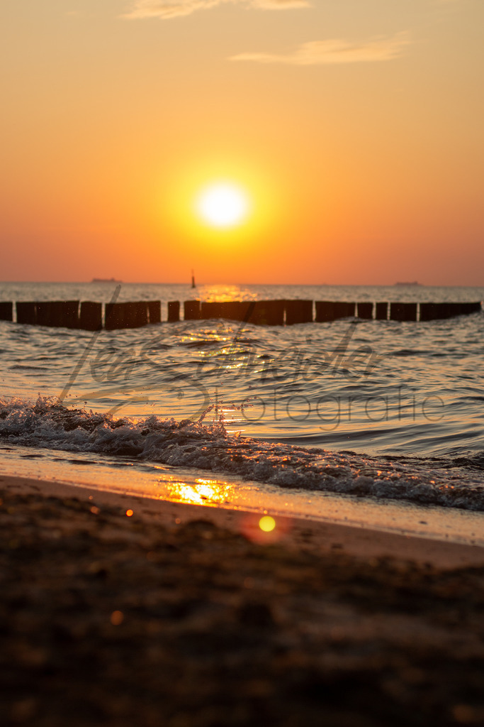 Meer 4 | Sonnenuntergang an der Ostsee, Graal-Müritz. - Realisiert mit Pictrs.com