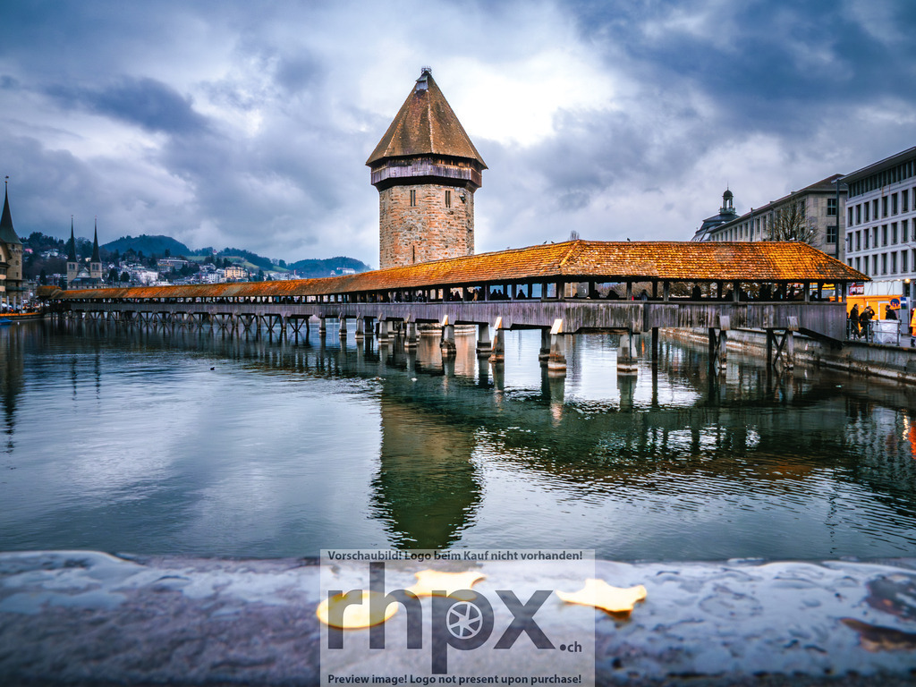 P2140002 | Stimmungsvolle Fotokunst aus Luzern. Erlebe den Pilatus, den See und die Stadt Luzern in exklusiven Aufnahmen in der Fotogalerie & Shop. - Realisiert mit Pictrs.com