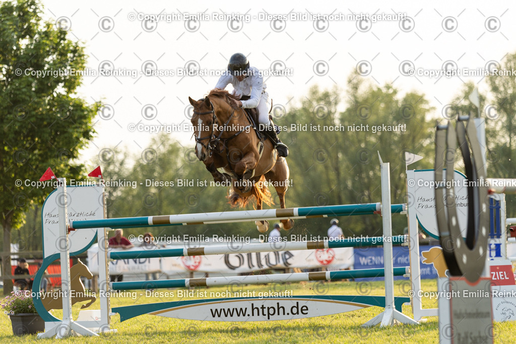 CL5A1562 | Emilia Reinking Fotografie - Realisiert mit Pictrs.com