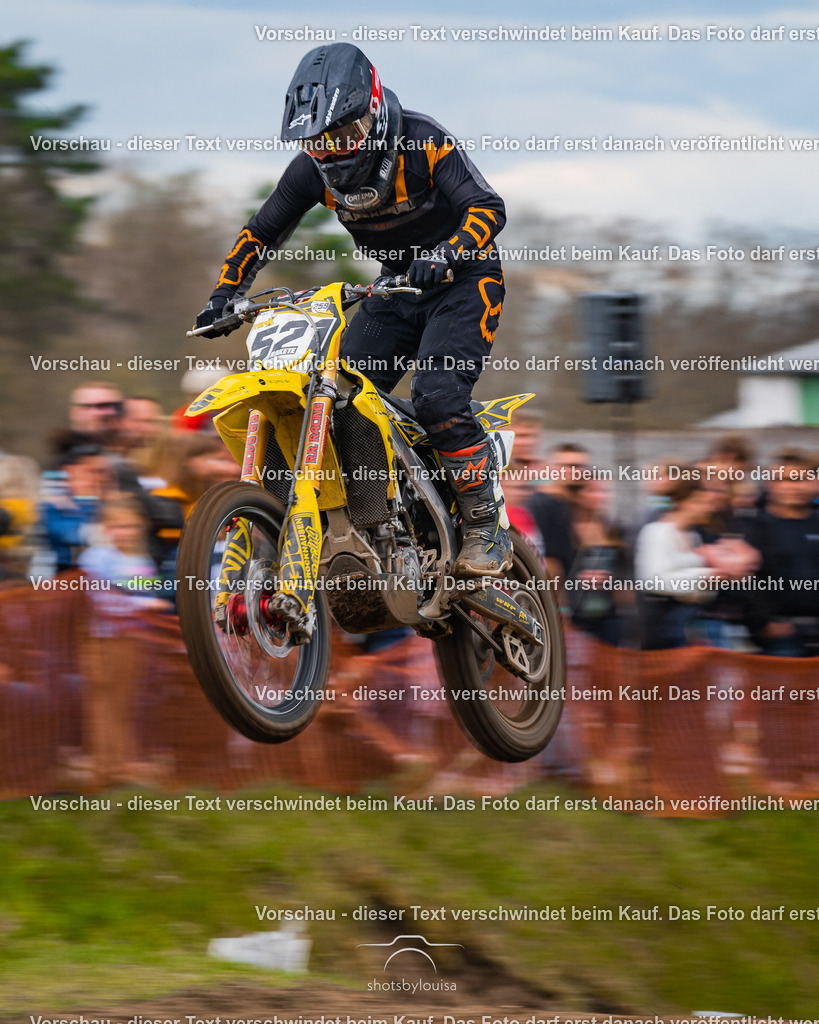 04_13_Bensdorf_MX1-3081 | Sportfotografin aus Berlin-Brandenburg mit Fokus auf Motocross. Ich halte deine sportliche Leistung und echte Emotionen auf und neben der Strecke professionell fest. Entdecke die Fotos von deinem Rennen und bestelle sie direkt hier im Shop.